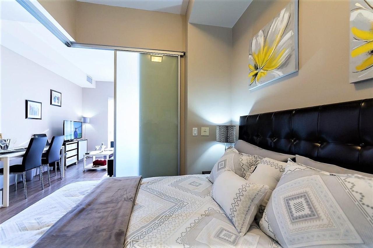 Upscale Suite At Cn Tower, Metro Convention & Rogers Centre Toronto Exteriör bild