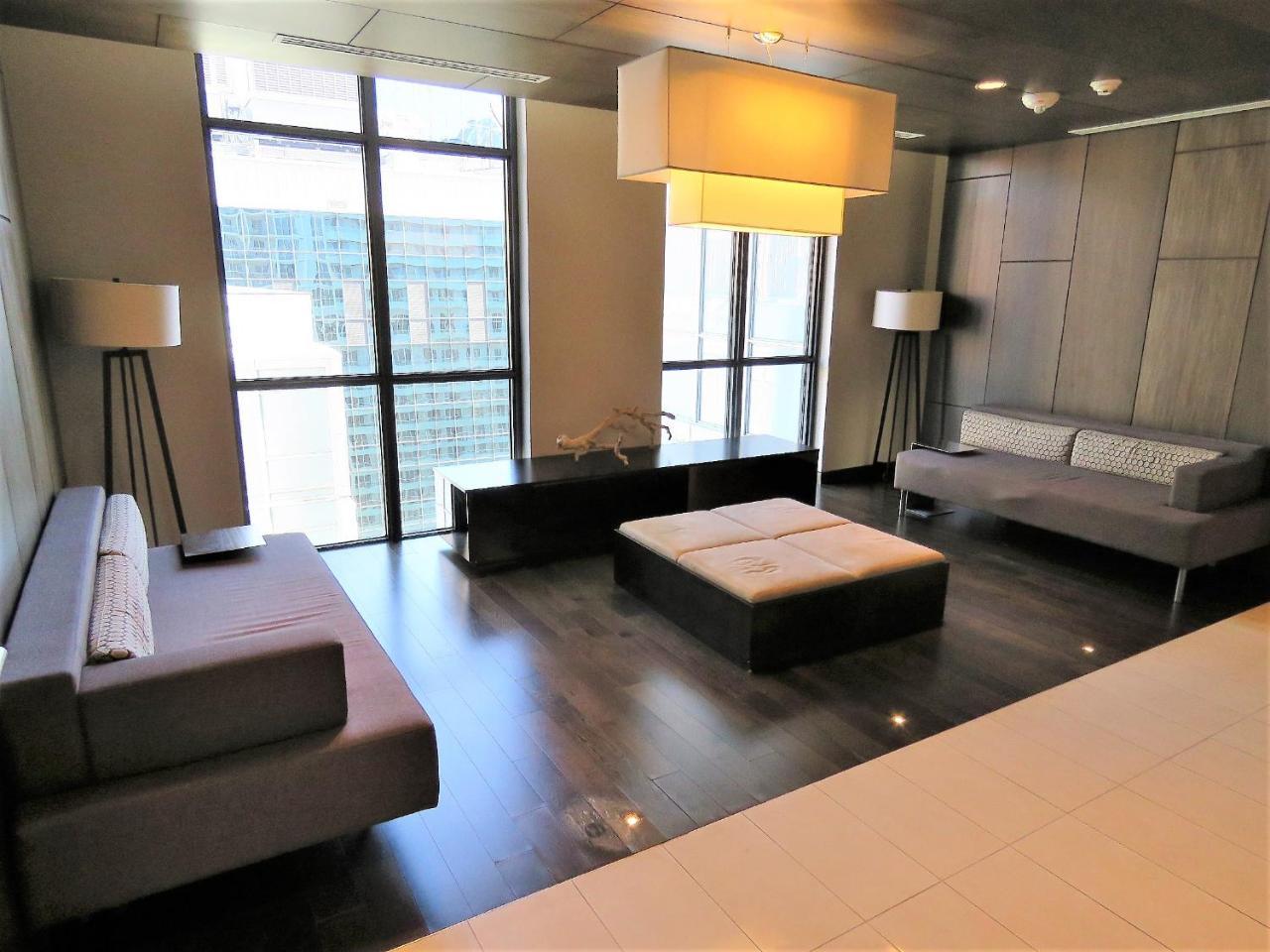 Upscale Suite At Cn Tower, Metro Convention & Rogers Centre Toronto Exteriör bild